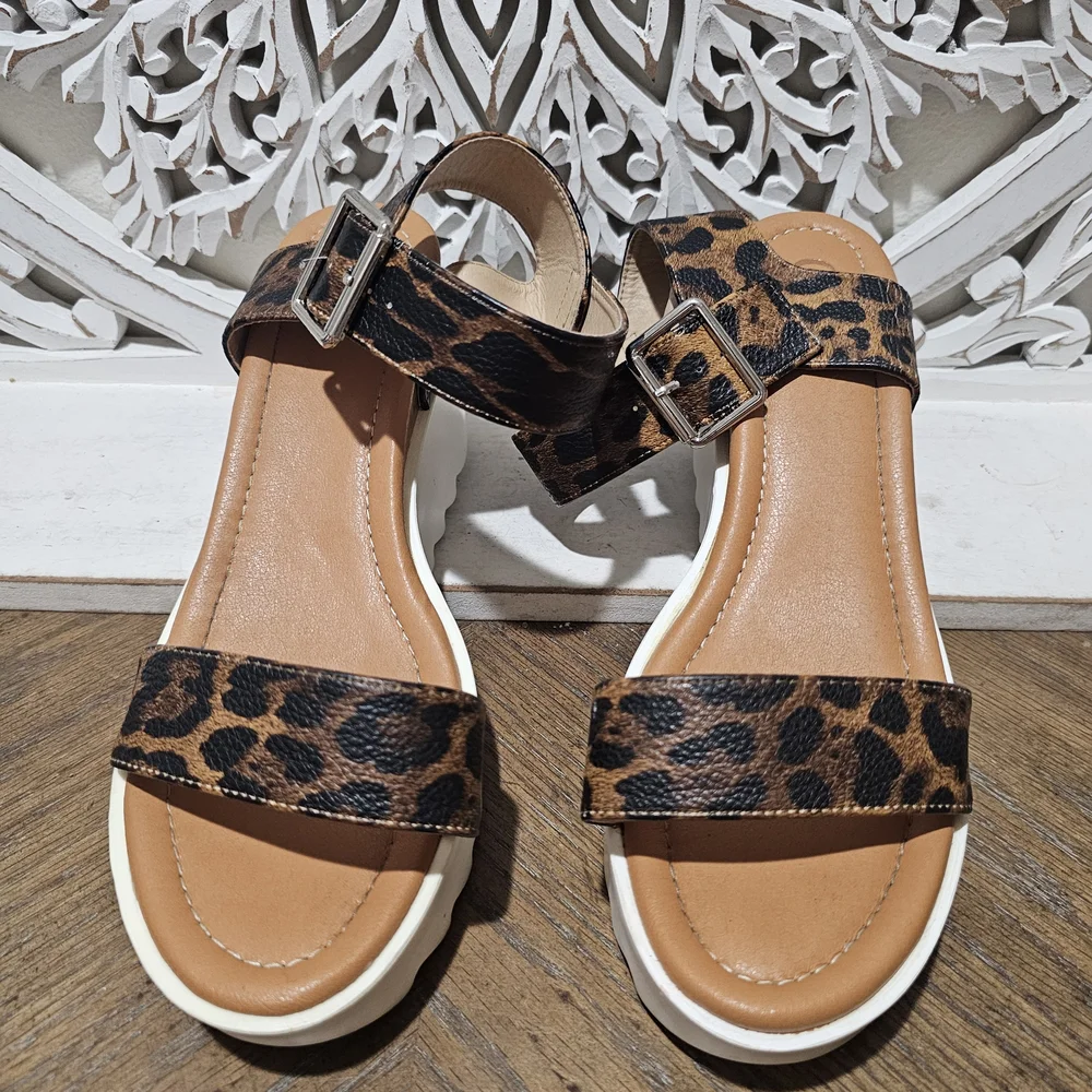 Comfort Leopard Print Platform Sandals Womens 11 - Picture 2 of 5